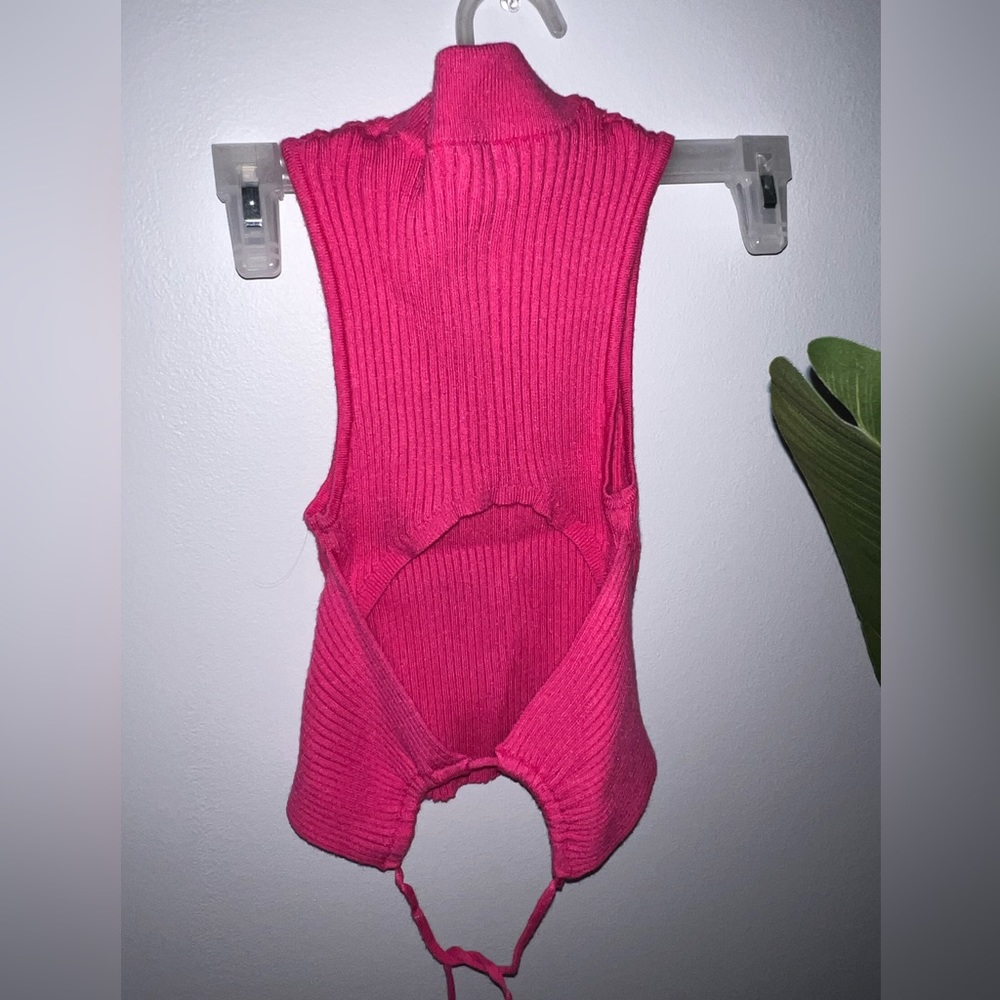 Princess Polly turtleneck tank “Samira top” - Picture 2 of 3